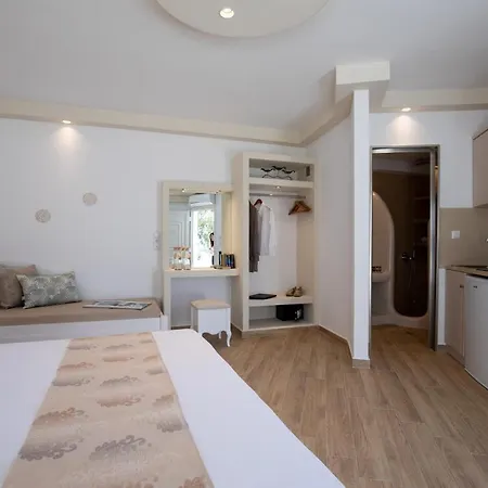 Evdokia Apartment Pláka