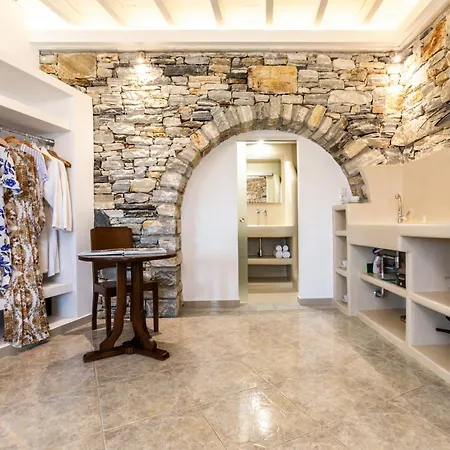 Evdokia Apartment Plaka (Naxos)