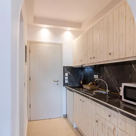 Evdokia Apartment Pláka