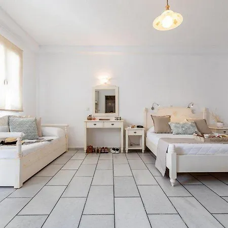 Evdokia * Plaka (Naxos)