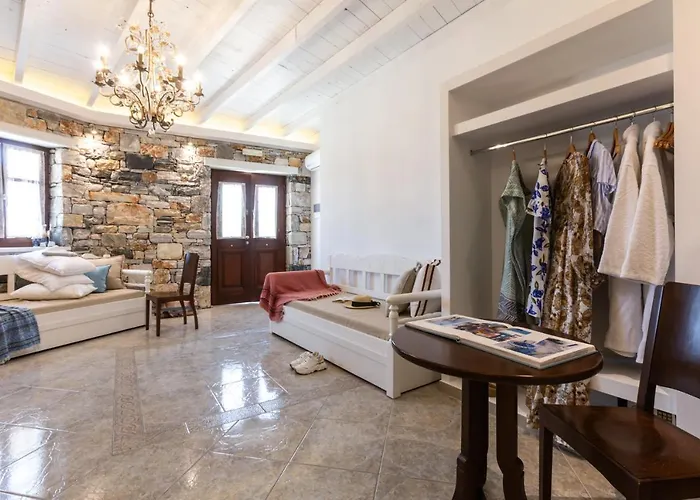 Evdokia * Plaka (Naxos)